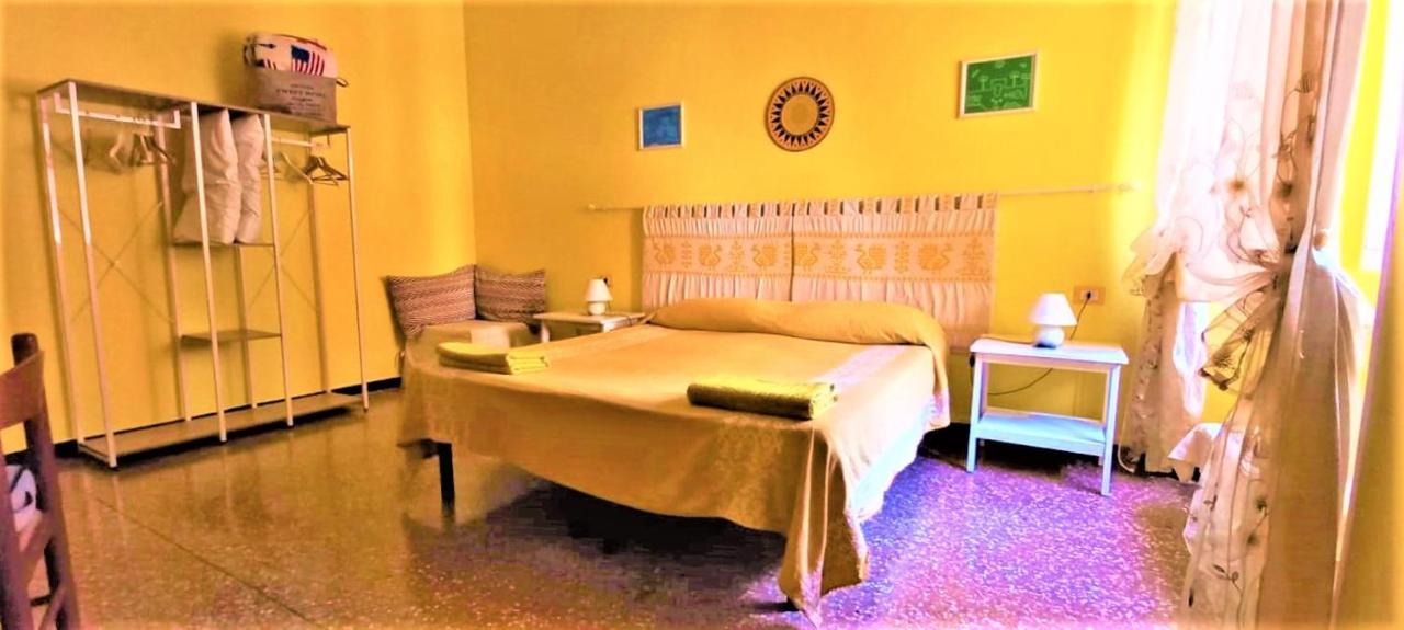 B&B In Centro Cagliari Exteriör bild