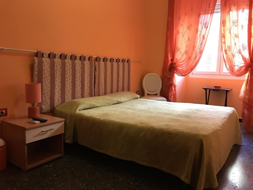 B&B In Centro Cagliari Exteriör bild